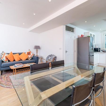 Stylish Flat Between London Bridge & Tower Bridge Bagian luar foto