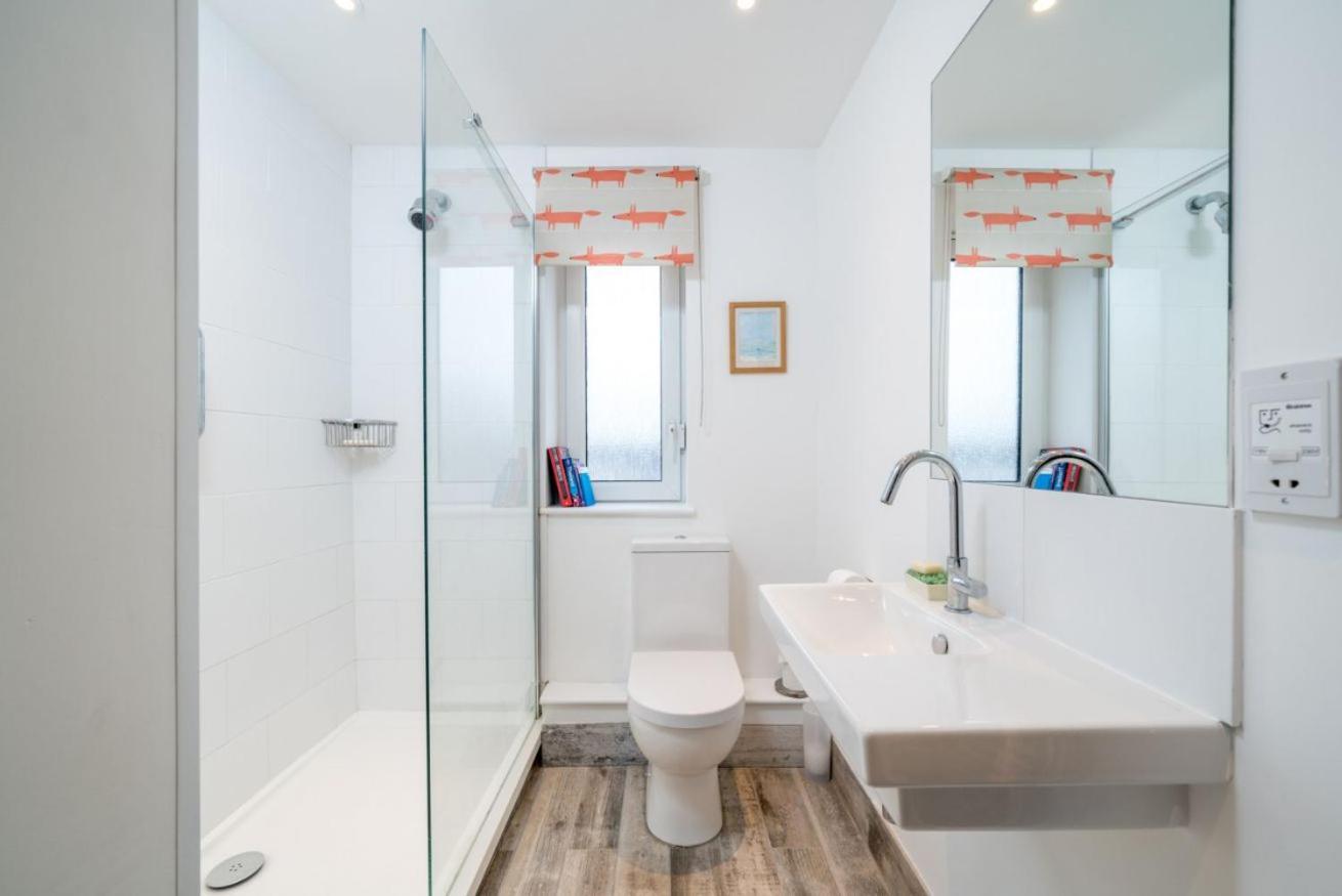 Stylish Flat Between London Bridge & Tower Bridge Bagian luar foto